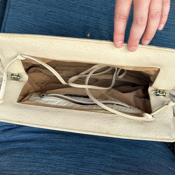 Super on trend! Vintage 80’s adjustable length strap or clutch bag. - Picture 6 of 7